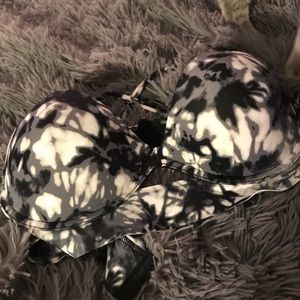 Victoria Secret Sports bra